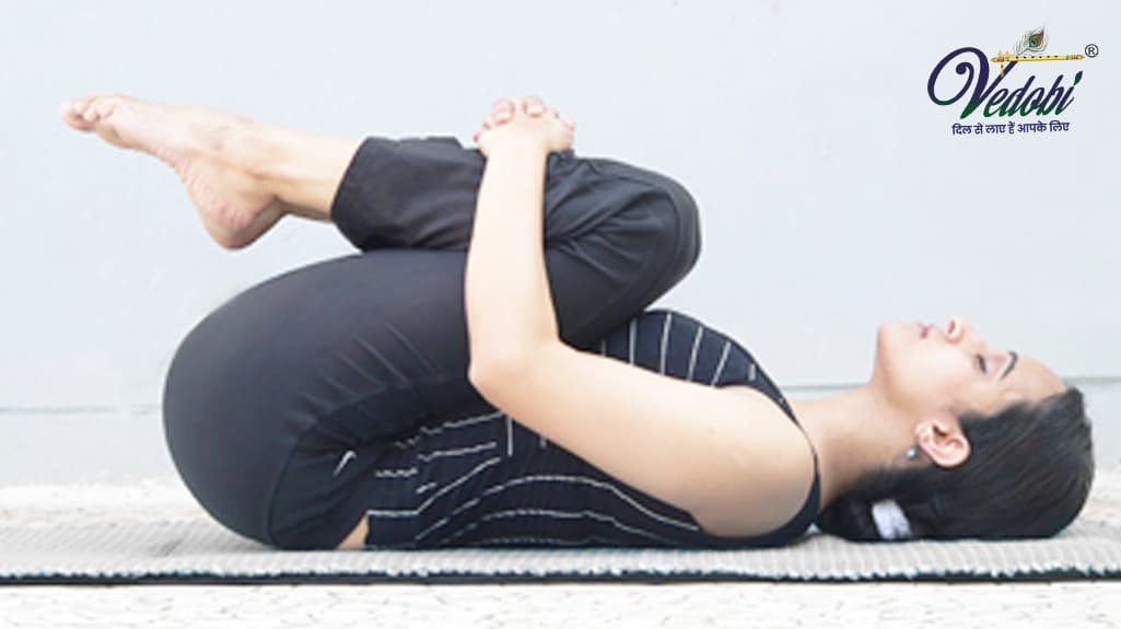 Learn about the procedure and benefits of doing Pawanmuktasana